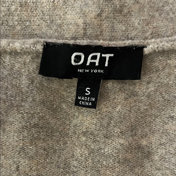 OAT New York Cozy V-Neck Button Sweater - Brown women’s size S - Picture 3 of 3